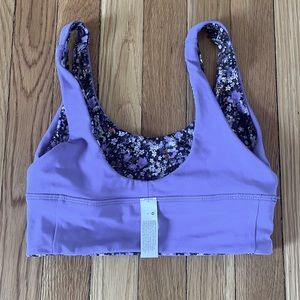 Lululemon sports bra size 4